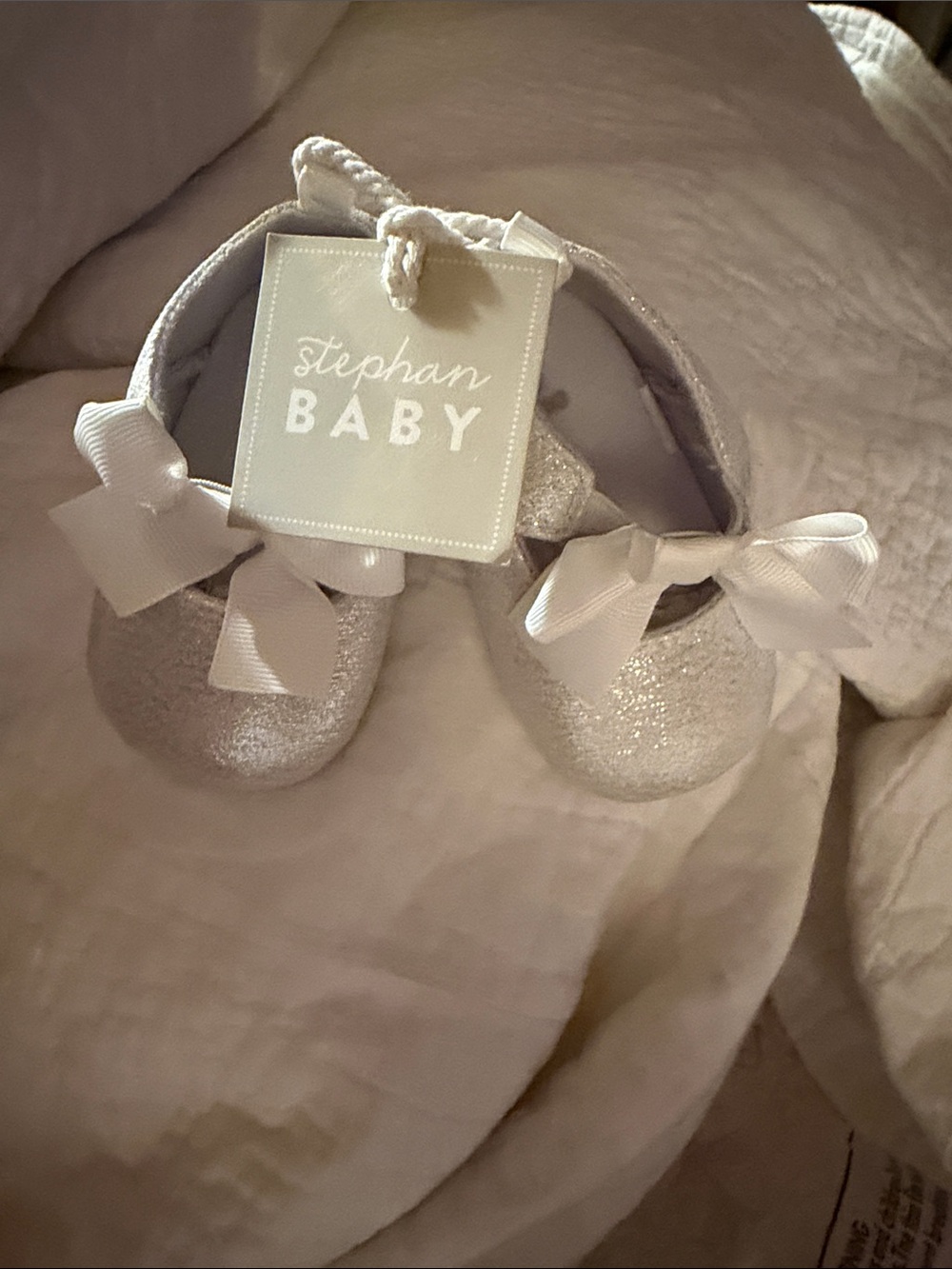 Stephan Baby Silver Glitter Bow Crib Shoes